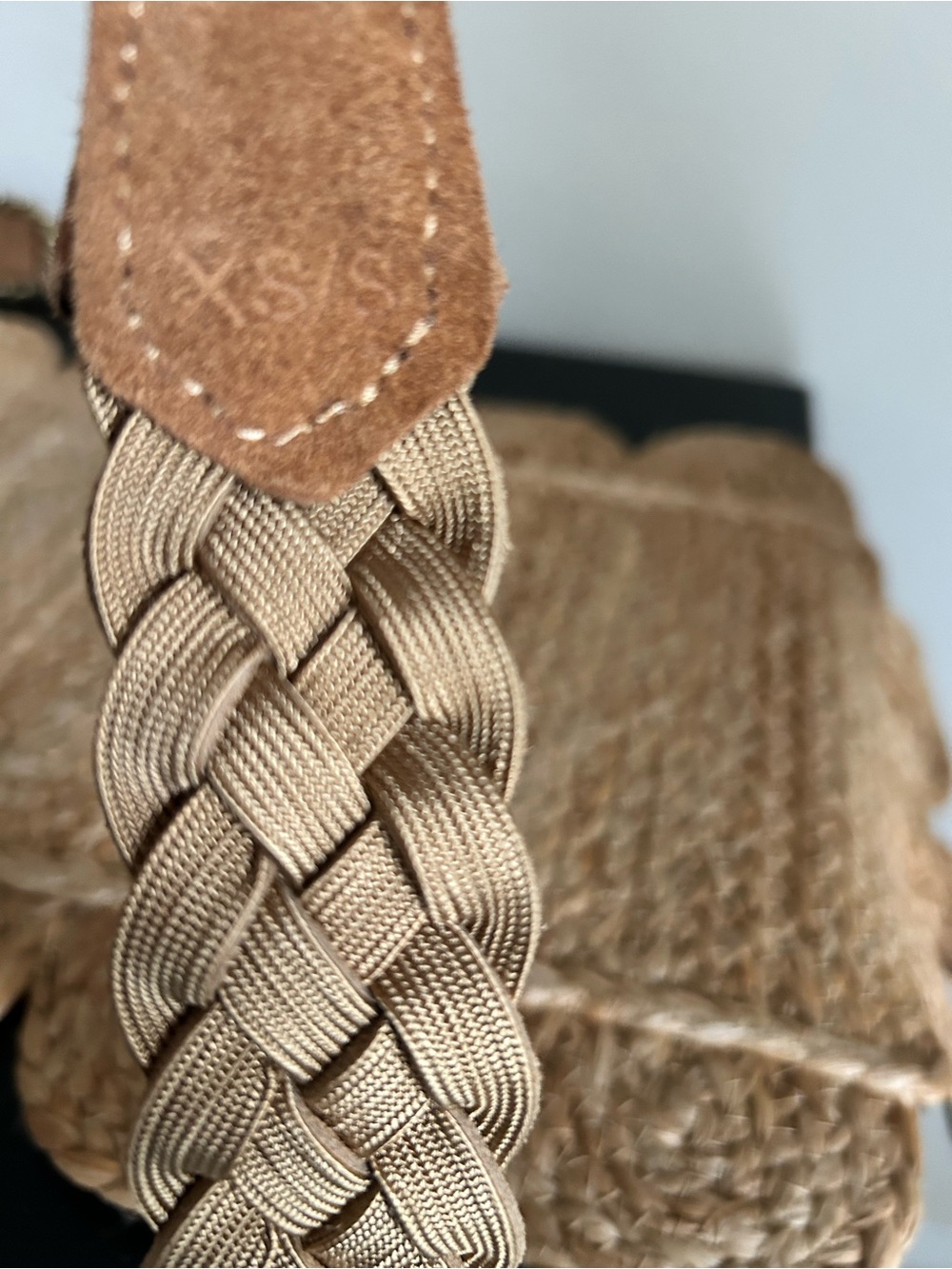 Alero Sport Milano Camel Woven Italian Suede Brass Buckle Belt XS/S Equestrian - Picture 5 of 8